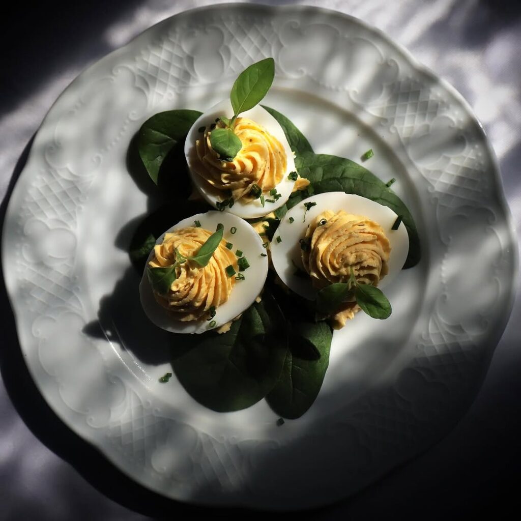 Oeuf mimosa royal à la truffe d'été